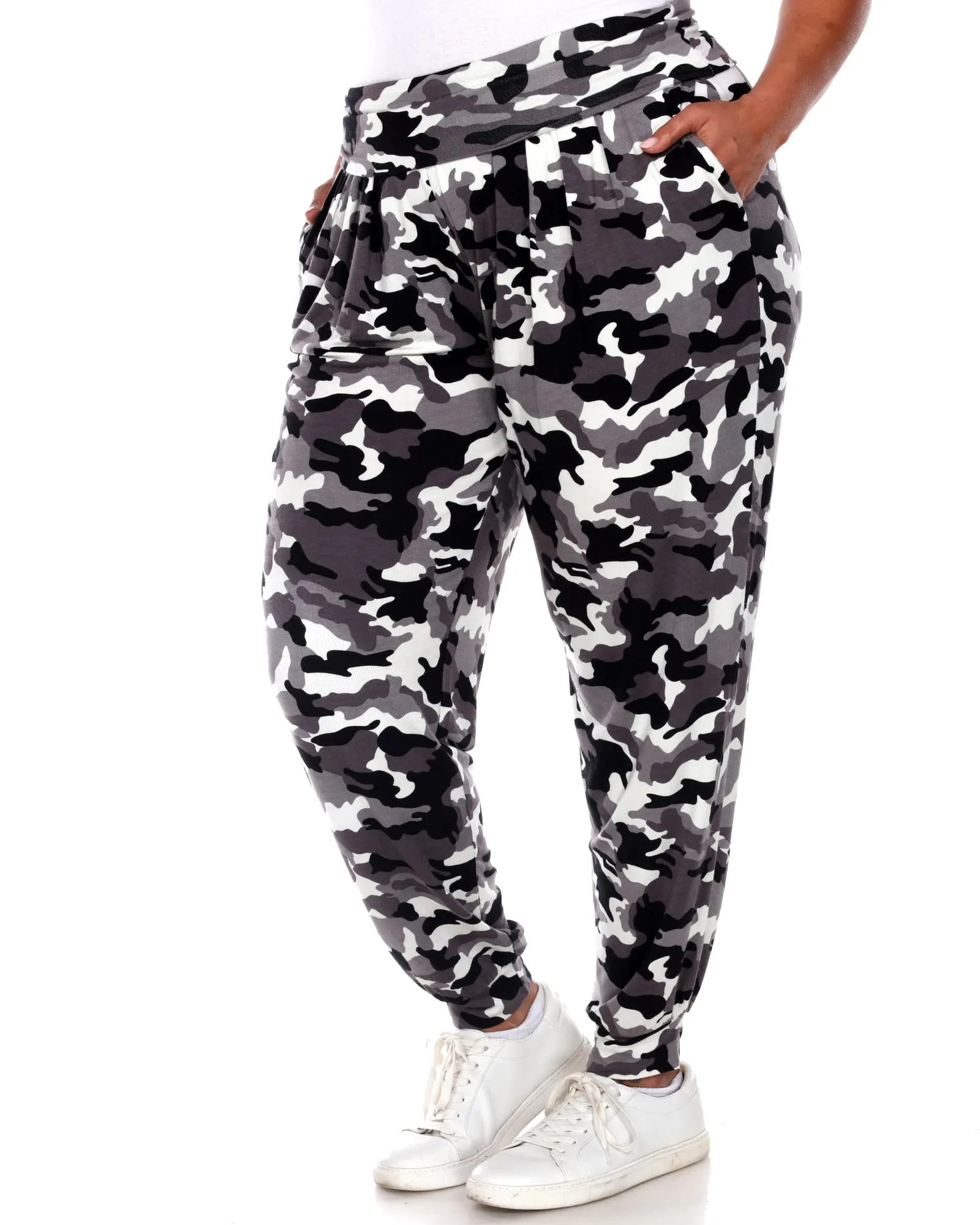 Camo Harem Pants | Black