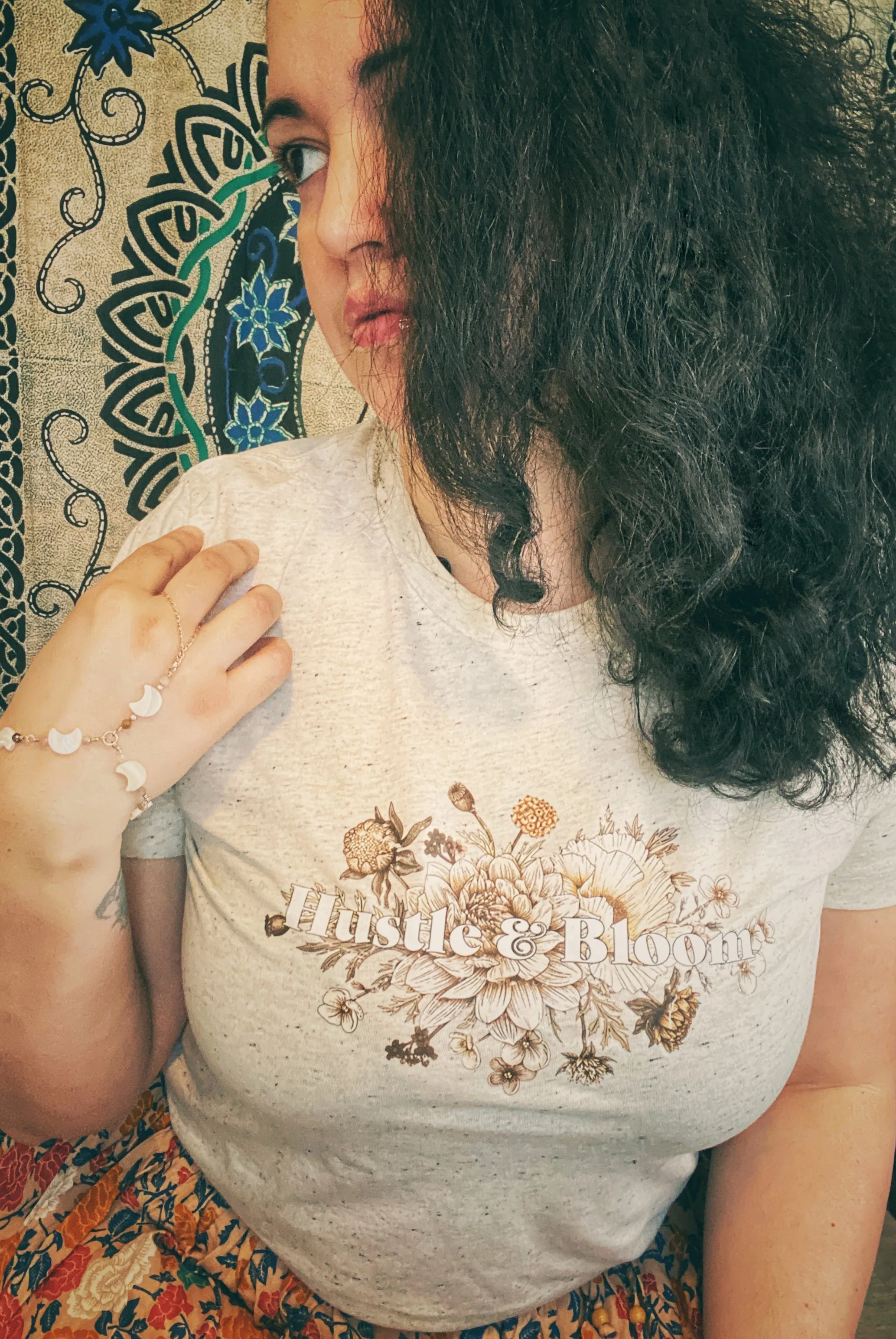  Hustle and Bloom 