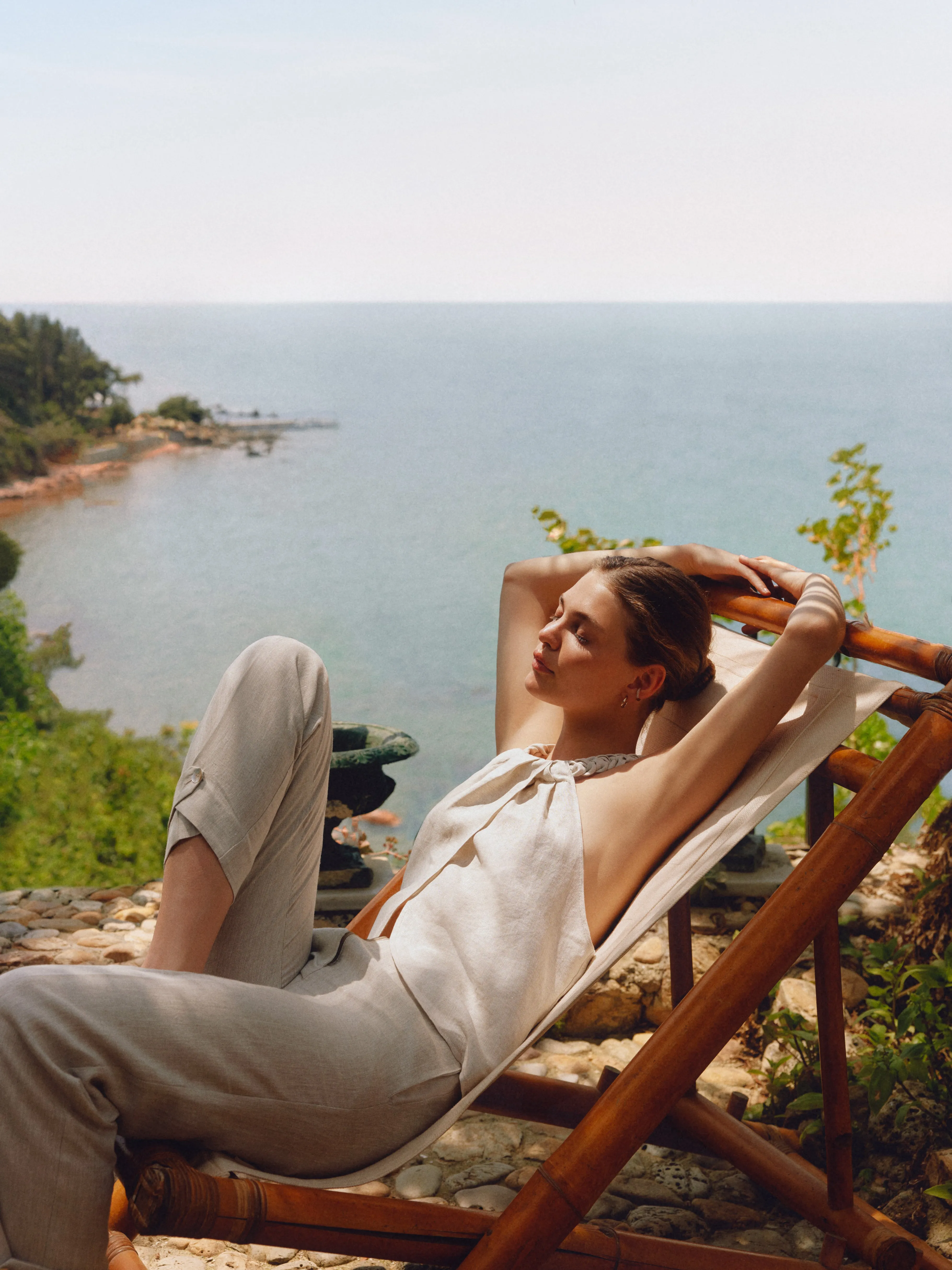 Isla Barley Linen Tapered Pants