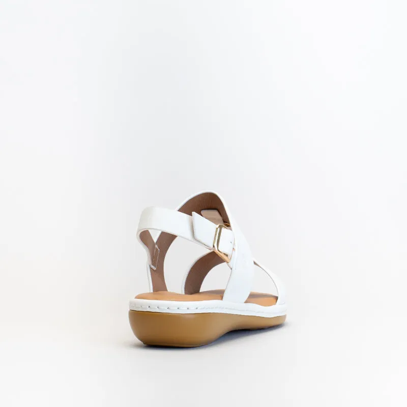 Pierre Cardin Women Metal Trim Sandal _ 152991